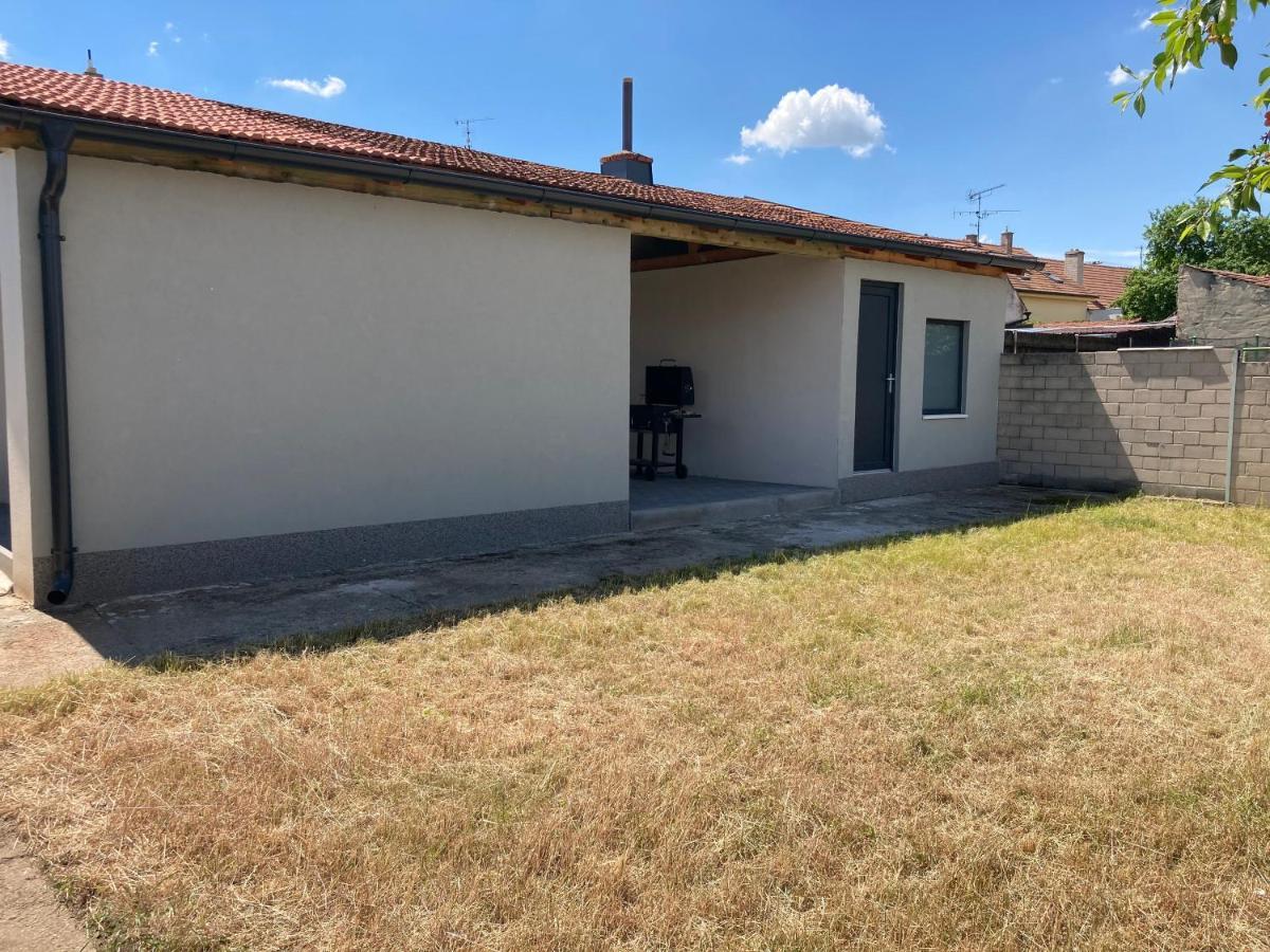 Apartman Maay Hlohovec Exterior photo